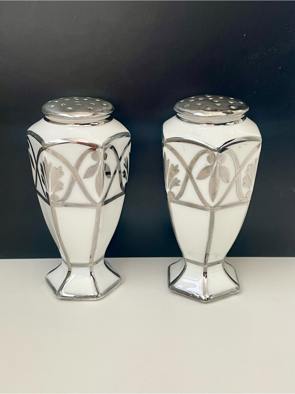 Antique Early Art Deco Late Art Nouveau Bavarian Favorite Salt & Pepper Shakers